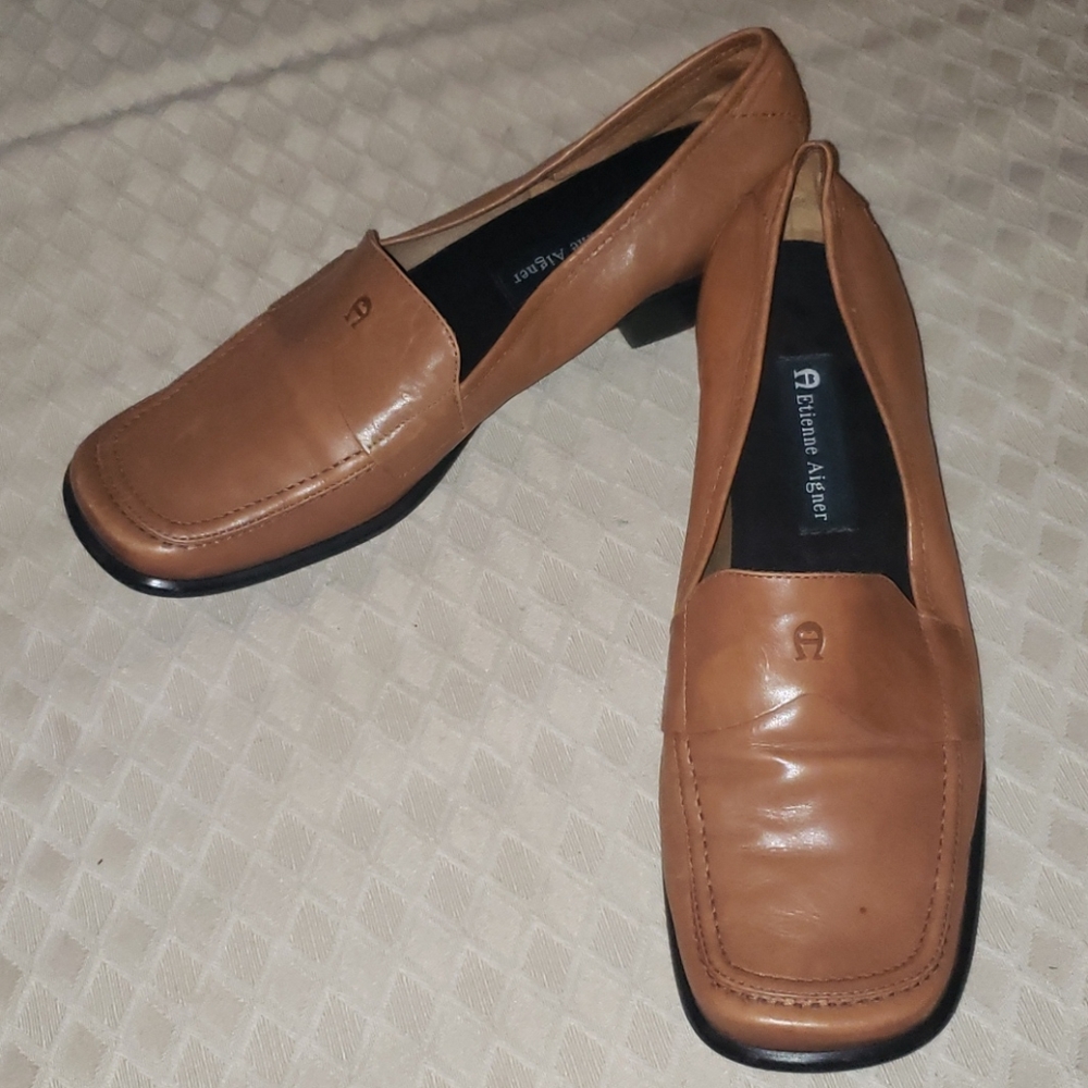 SALE 9M Etienne Aigner Leather Logo Loafer